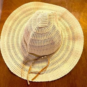 Straw hat
